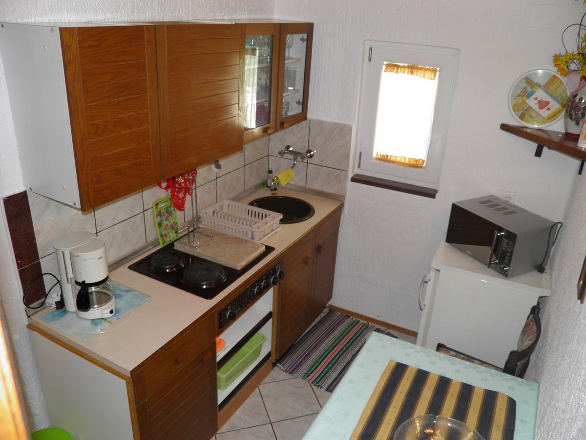 Apartment Mira Porec Bagian luar foto