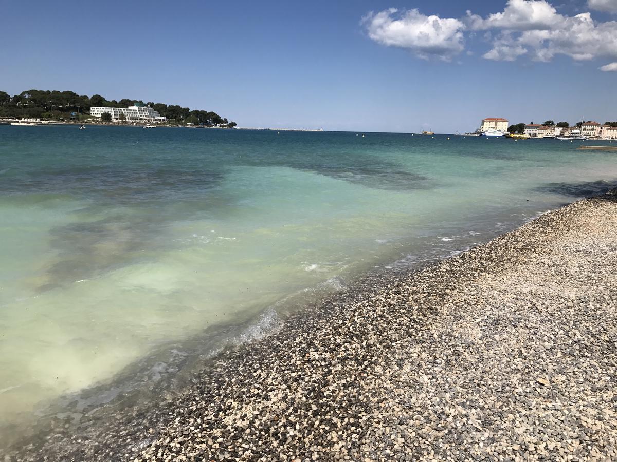 Apartment Mira Porec Bagian luar foto